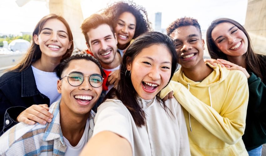 Diverse,Group,Of,Happy,Young,Best,Friends,Having,Fun,Taking